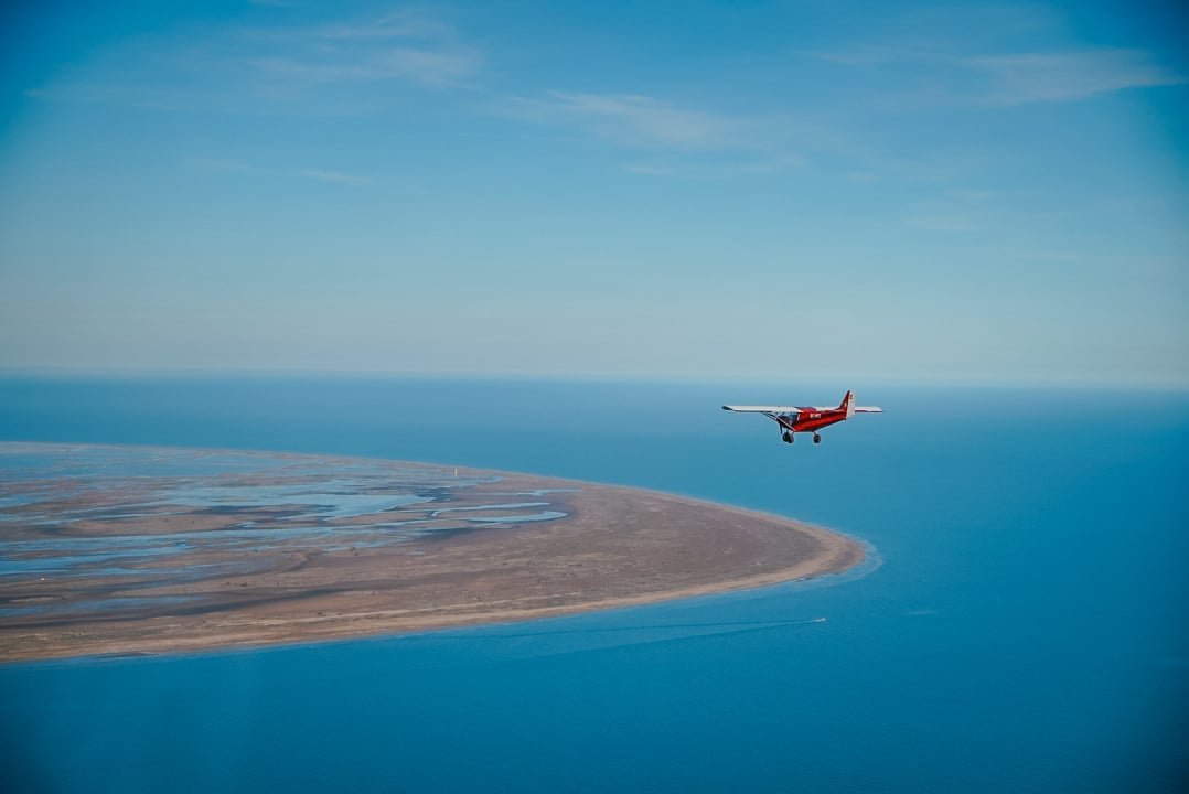 Sobrevolando la punta de la Banya